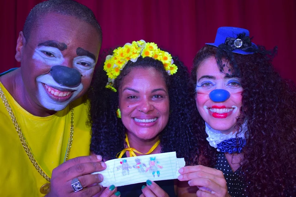 Feira gratuita em Manguinhos distribui 300 livros e celebra periferia 6 Feira gratuita em Manguinhos distribui 300 livros e celebra periferia