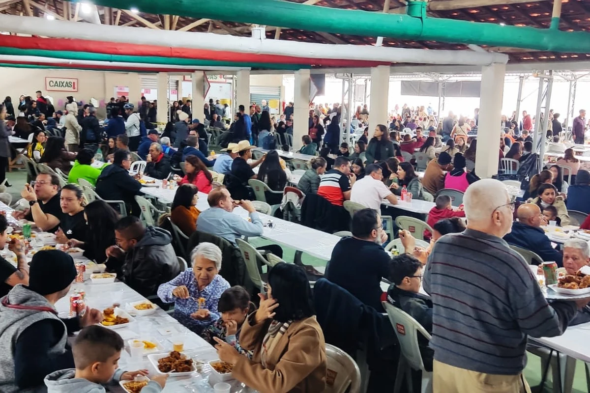 festa do morango aposta na gastronomia para atrair 120 mil pessoas featured