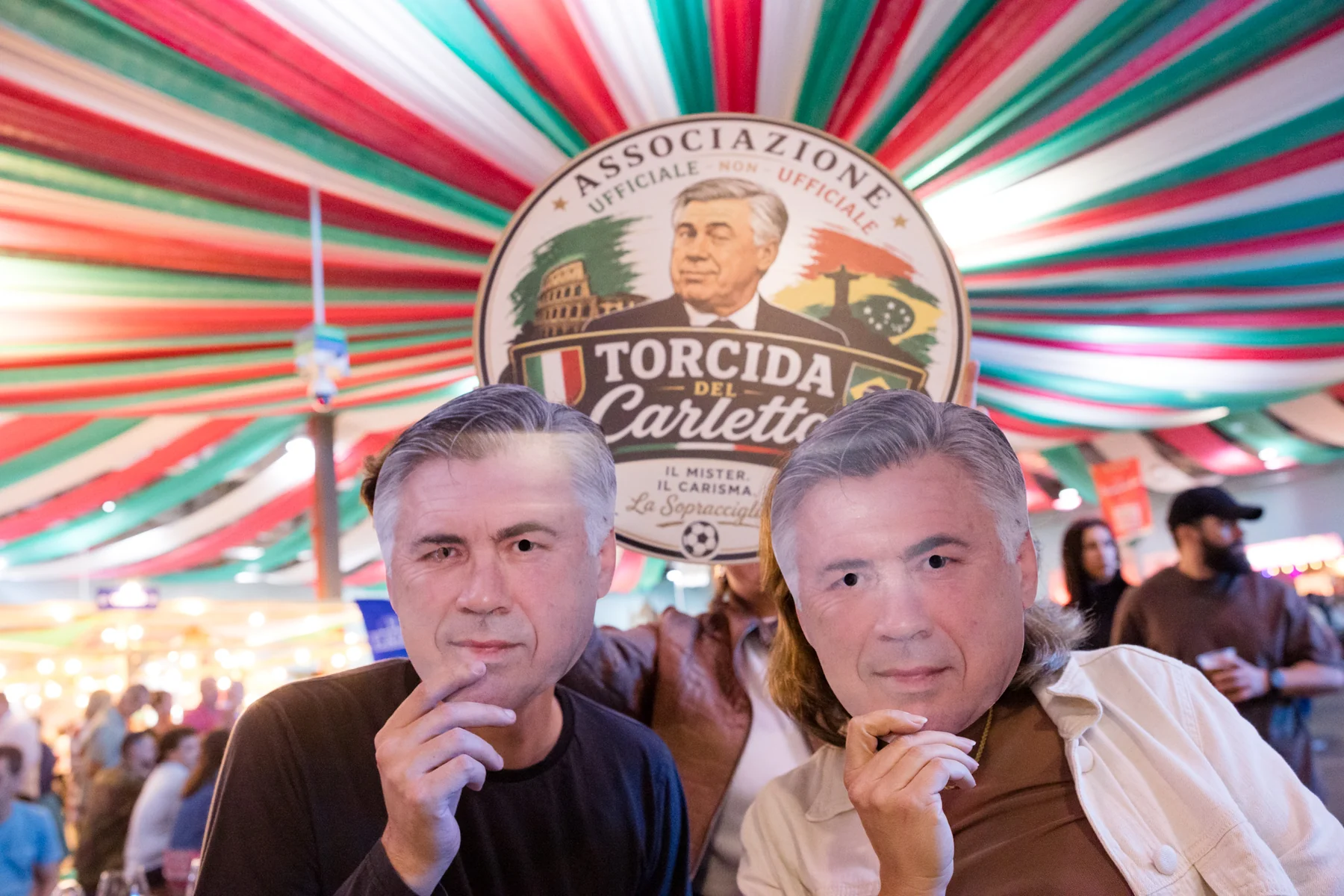 Festitália cria torcida para Ancelotti e transforma jogos em festa