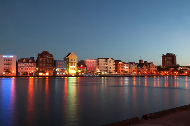 Festival em Curaçao reúne J Balvin, Toto e Rubén Blades