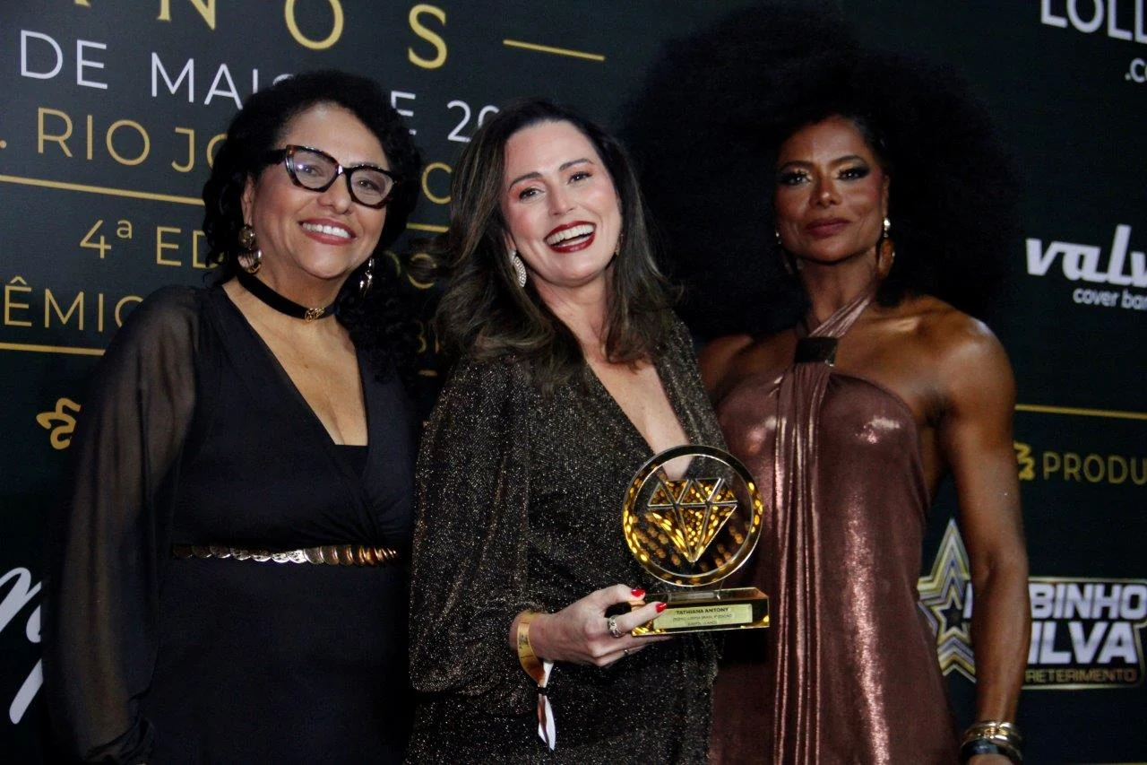 Grupo Jurema celebra 15 anos em noite de glamour no Rio