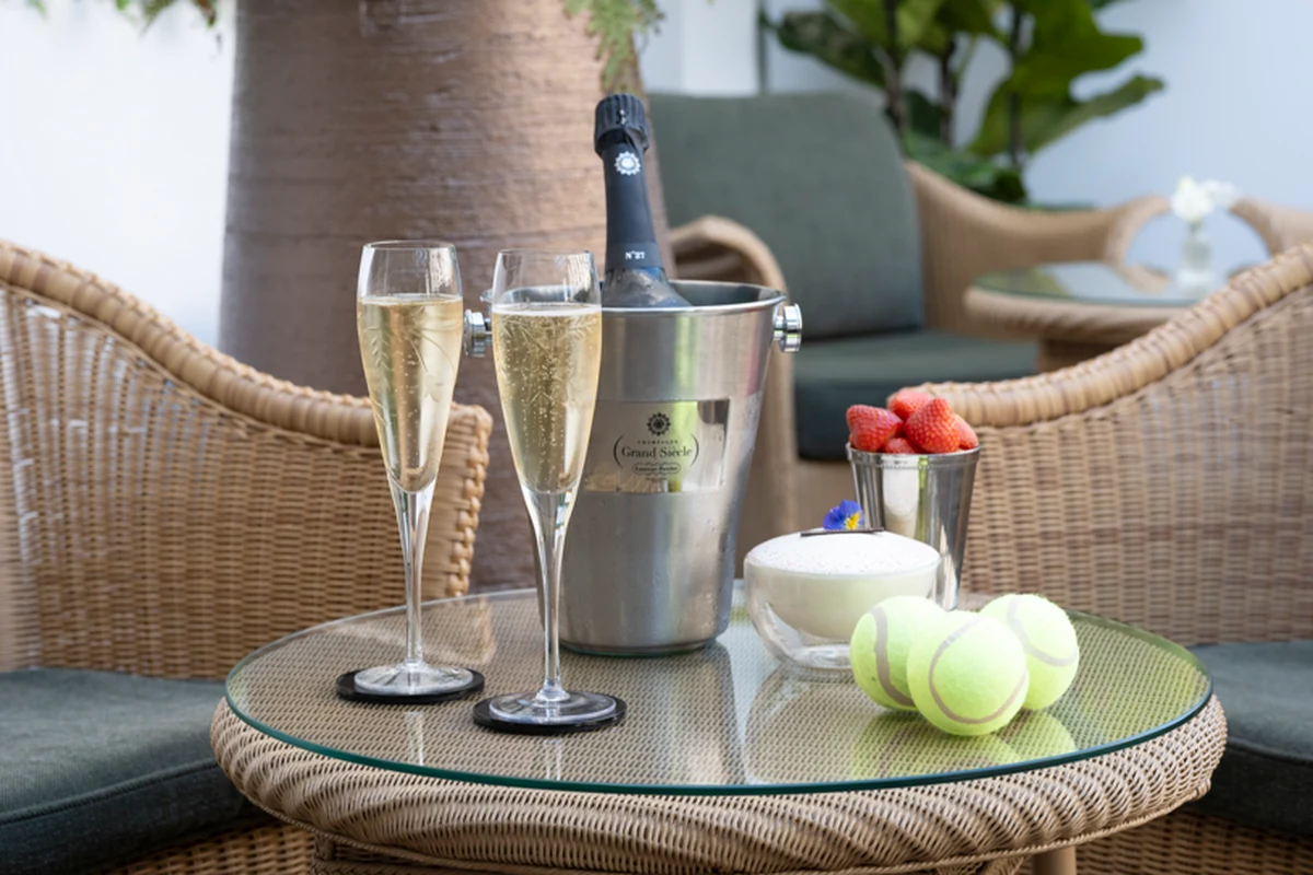 Hotel de luxo em Londres cria experiência exclusiva inspirada em Wimbledon hotel de luxo em londres cria experiencia exclusiva inspirada em wimbledon featured