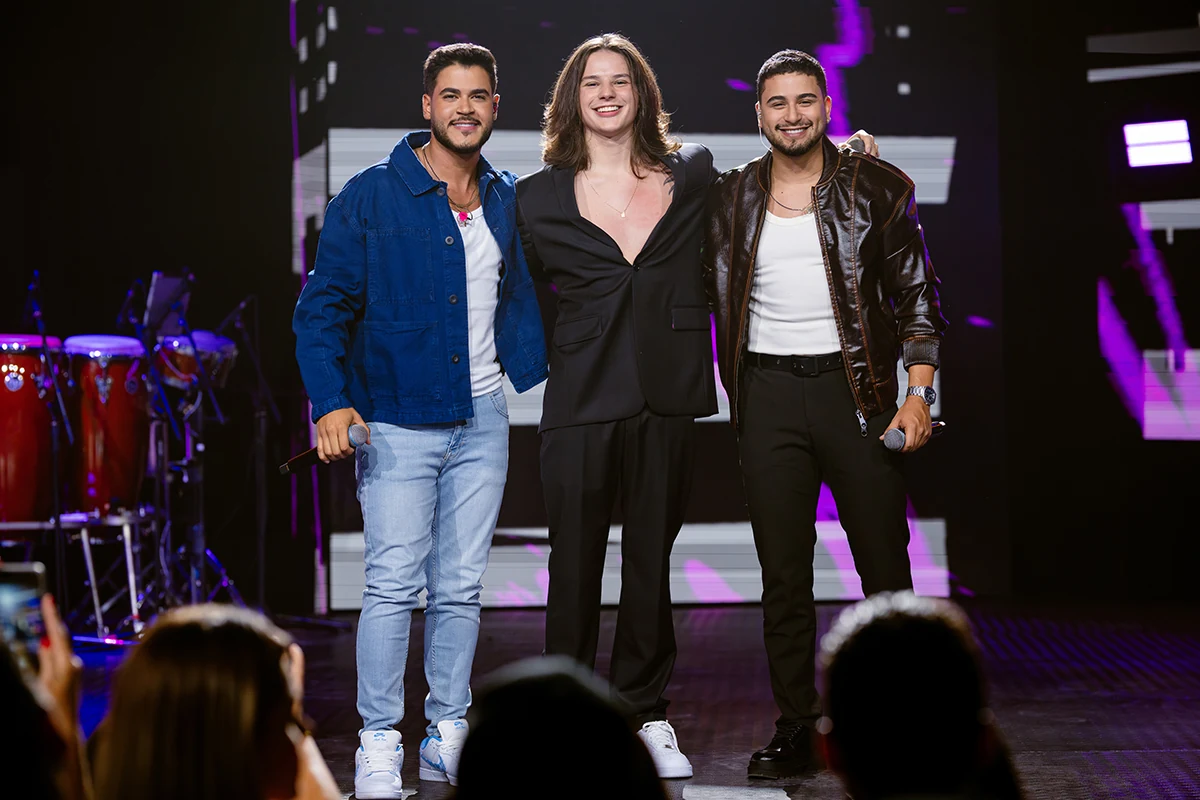Léo Balbinotti ultrapassa 1 milhão de streams com “Número Chato”