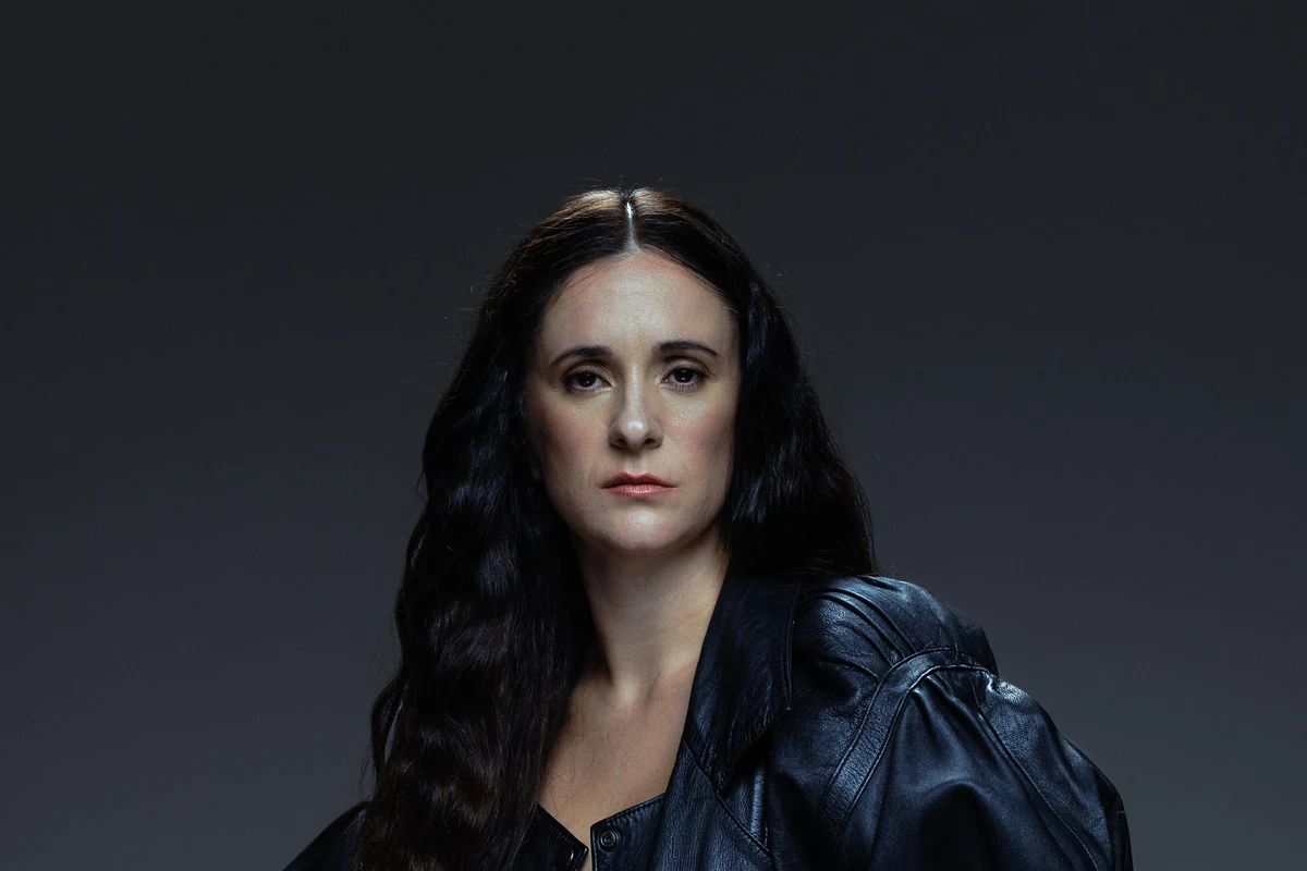 mariana rosa encerra temporada em sp com monologo sobre violencias featured