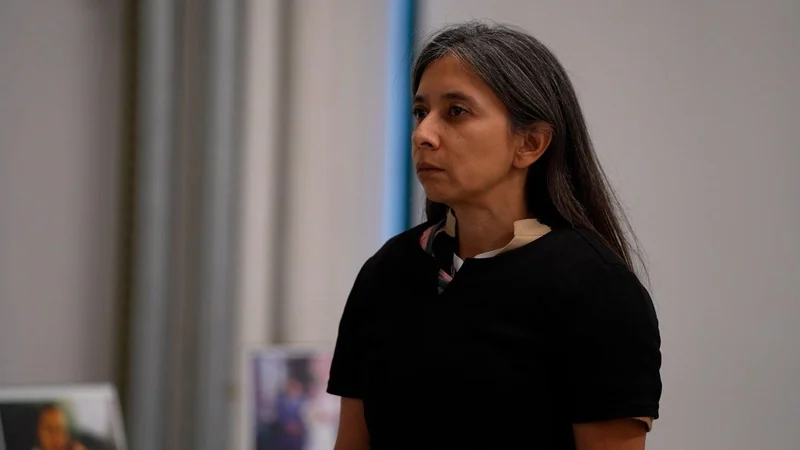 MASP recebe Regina José Galindo com obra sobre deportação