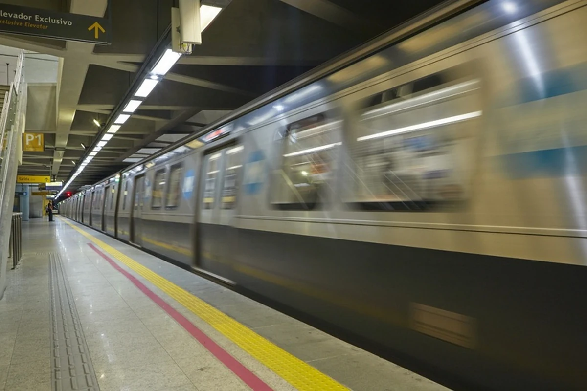 metrorio muda horarios no feriadao com maratona e grandes shows featured