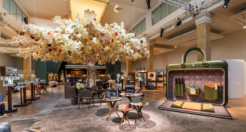 Montblanc transforma Milão em experiência imersiva ao celebrar 100 anos