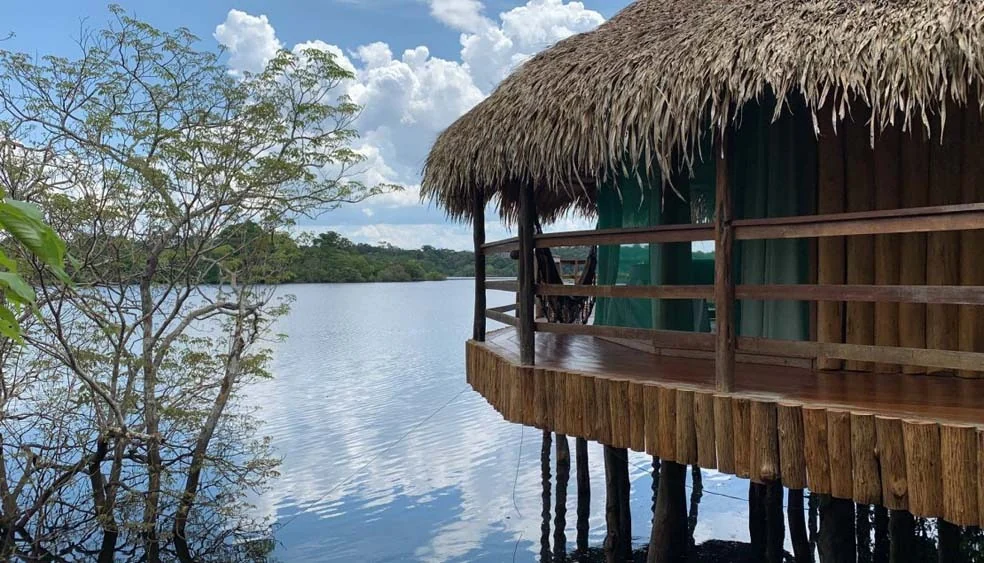 Na Amazônia, lodge vira refúgio para yoga, meditação e reconexão