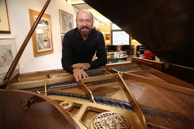 Nahim Marun abre Allegro com recital que cruza tradição e emoção