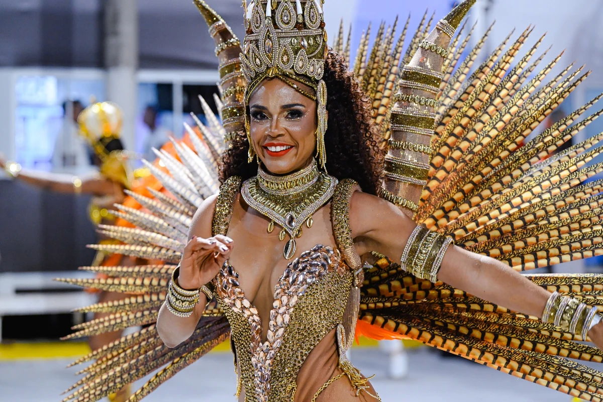 nathalia brito renova com a uniao da ilha e segue como musa em 2027 featured