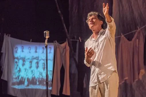 Paulo Betti leva monólogo autobiográfico a 11 cidades com acesso gratuito