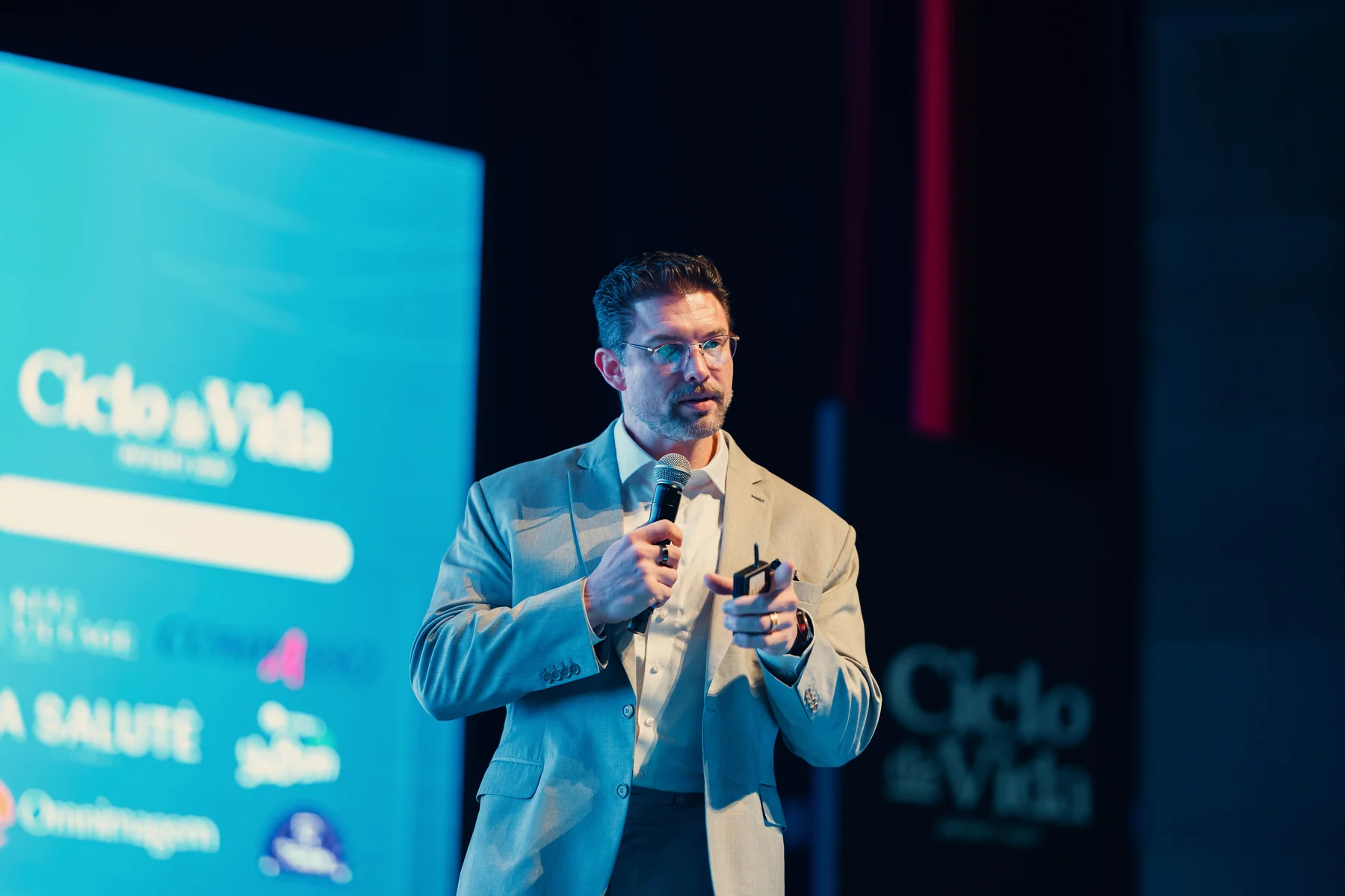 Paulo Muzy aponta estilo de vida como chave para equilíbrio hormonal 1 Paulo Muzy aponta estilo de vida como chave para equilíbrio hormonal