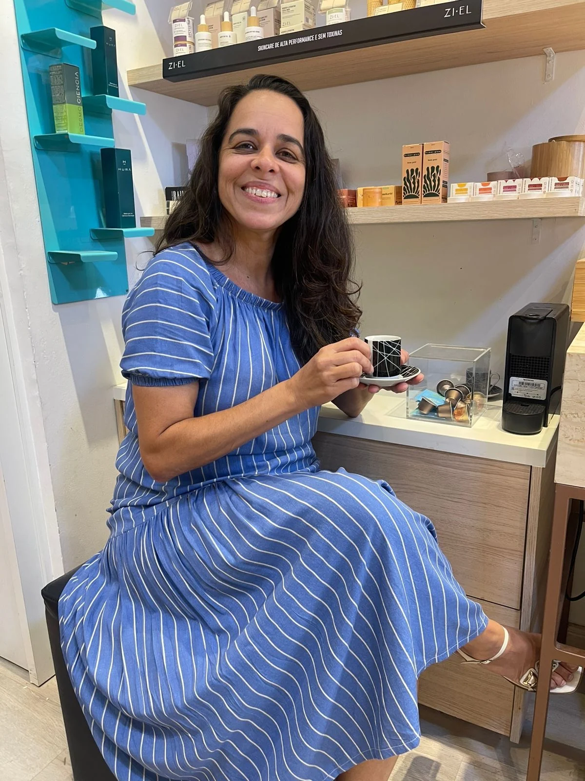 Priscilla Belem Cosméticos faz ação especial de Dia dos Namorados em Ipanema