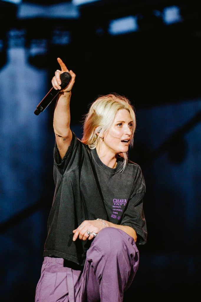 Rock in Rio Lisboa reúne 100 mil e esquenta setembro histórico no Brasil
