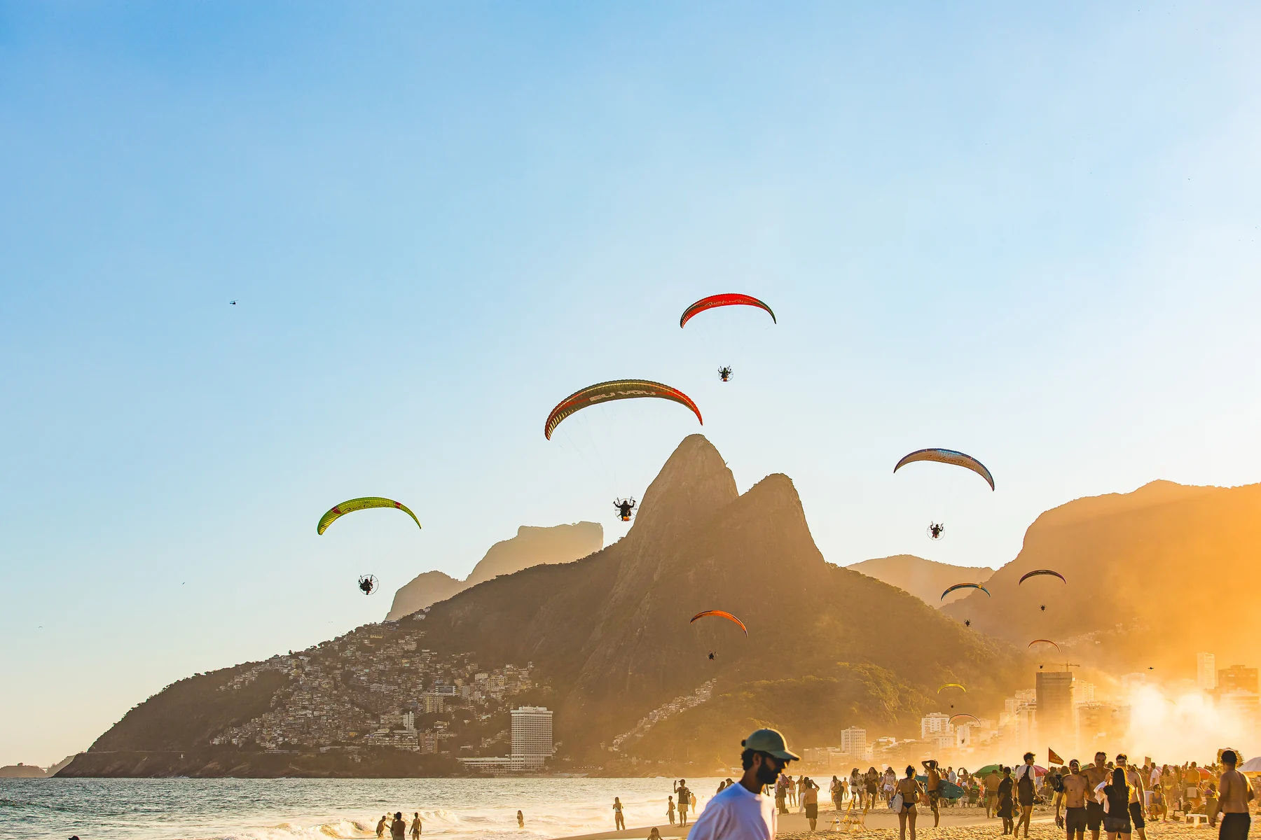 Rock in Rio toma céu e ruas antes da venda geral