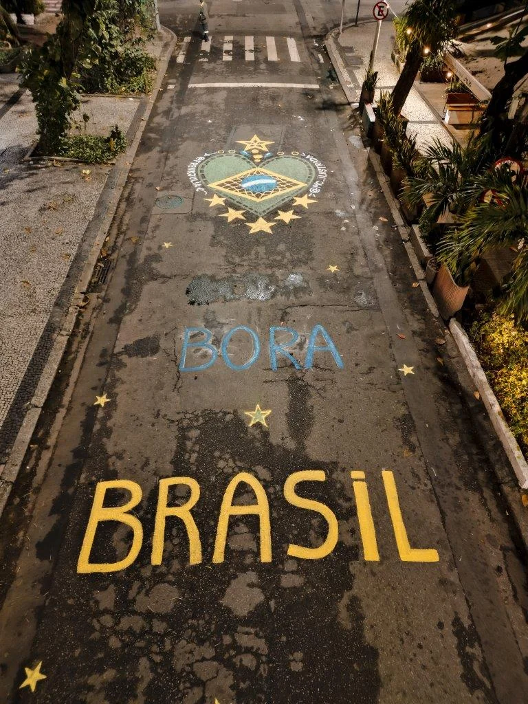 Rua Garcia d’Ávila vira galeria a céu aberto inédita na Copa 2026 4 Rua Garcia d’Ávila vira galeria a céu aberto inédita na Copa 2026