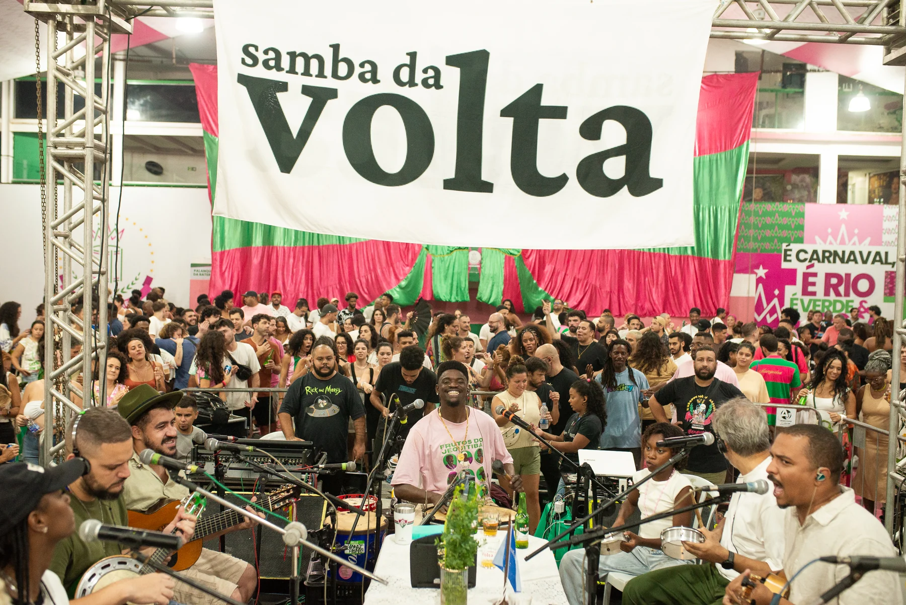 Samba da Volta chega à Mangueira e amplia celebração do samba carioca