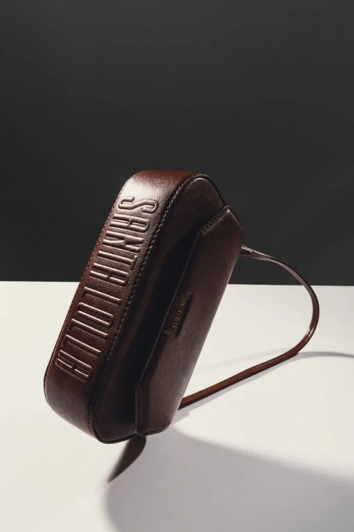 Santa Lolla amplia Lolla Icons e transforma bolsa best-seller em ícone