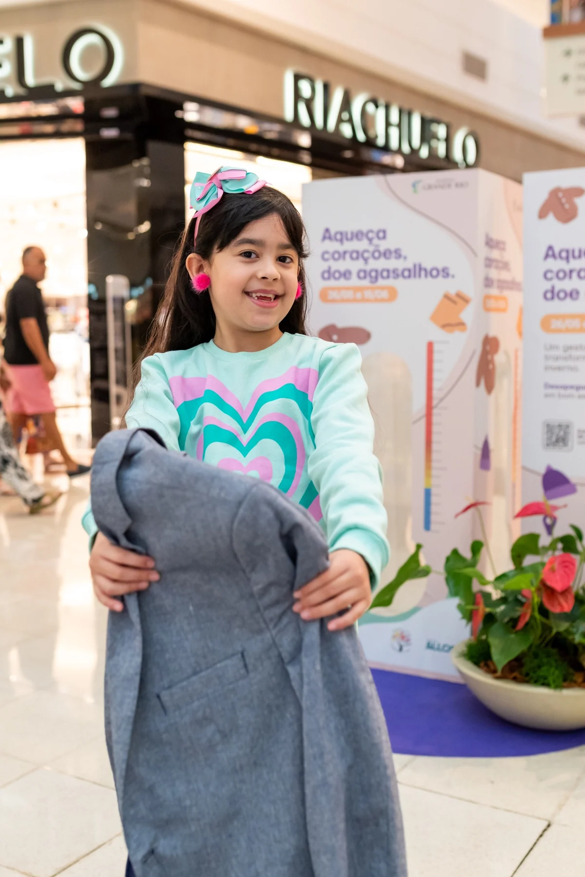 Shopping Grande Rio mobiliza campanha solidária para aquecer o inverno