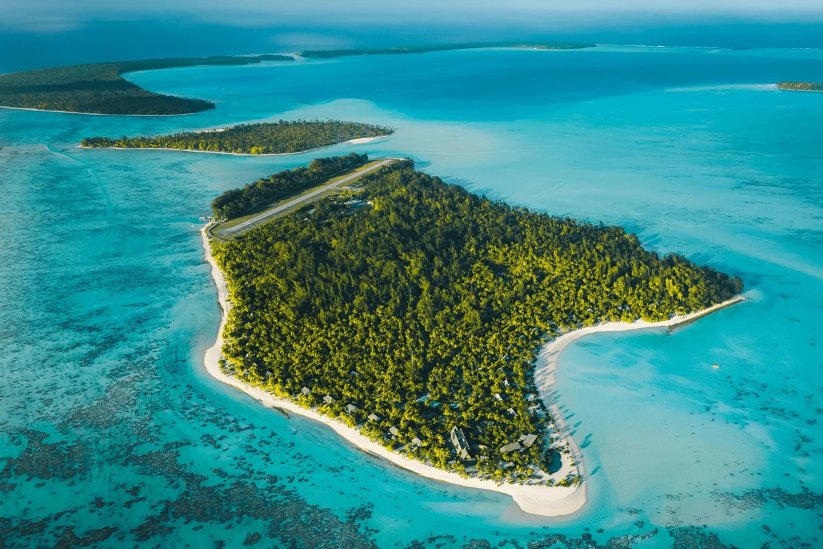 the brando entra para elite global com premio inedito da conde nast featured