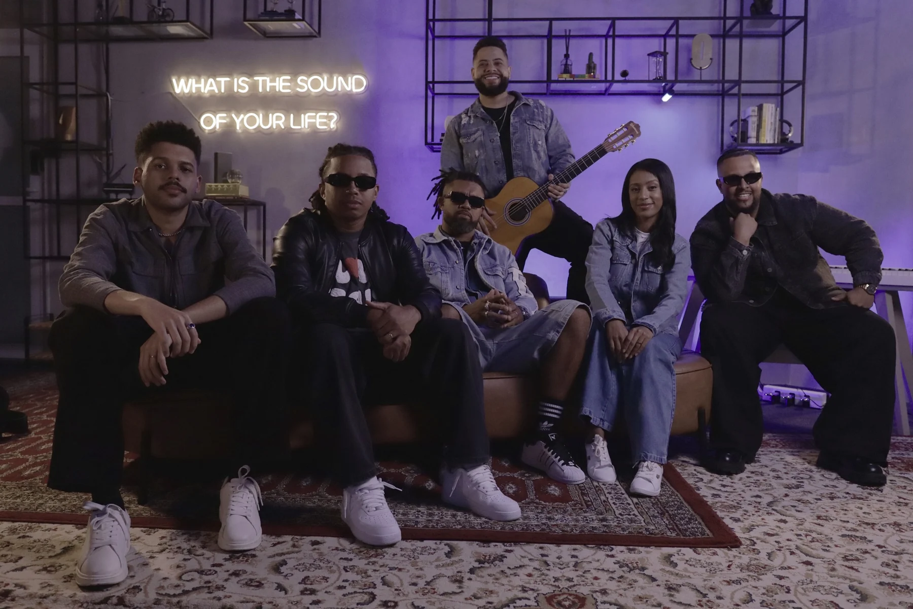Trap gospel e adoração se encontram em novo lançamento da Rocket