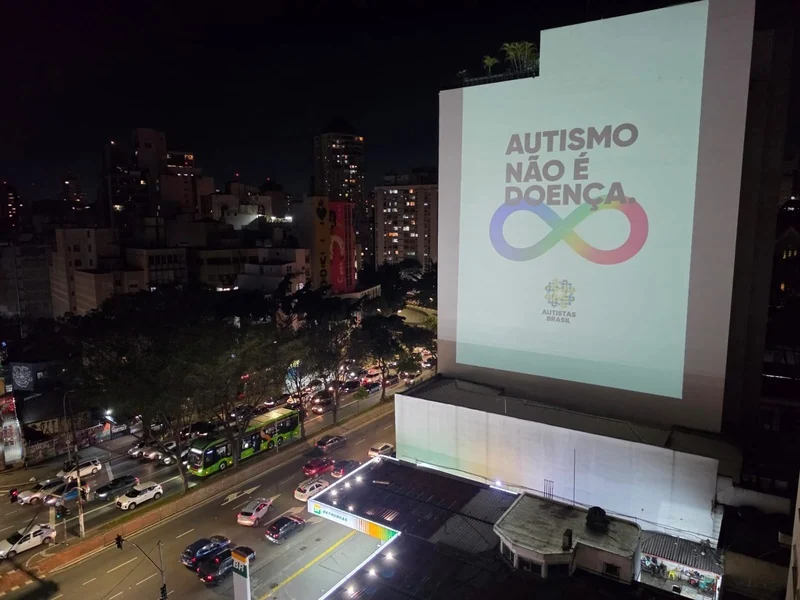 Uma parede, uma mensagem: campanha leva autismo ao centro de SP