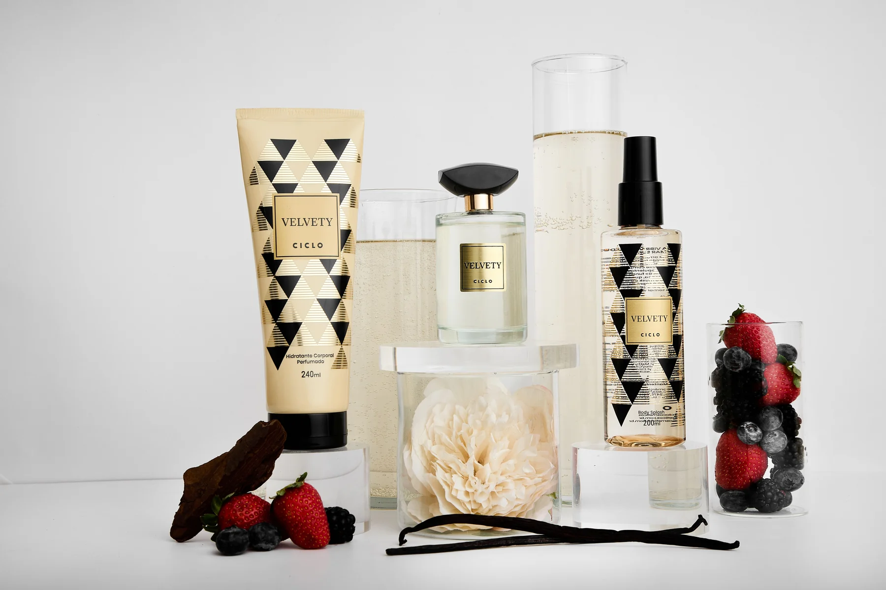 Velvety: Ciclo lança fragrância que aposta em sensualidade e presença
