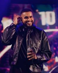 Yan faz maratona de shows no RJ e reforça fase em alta no pagode