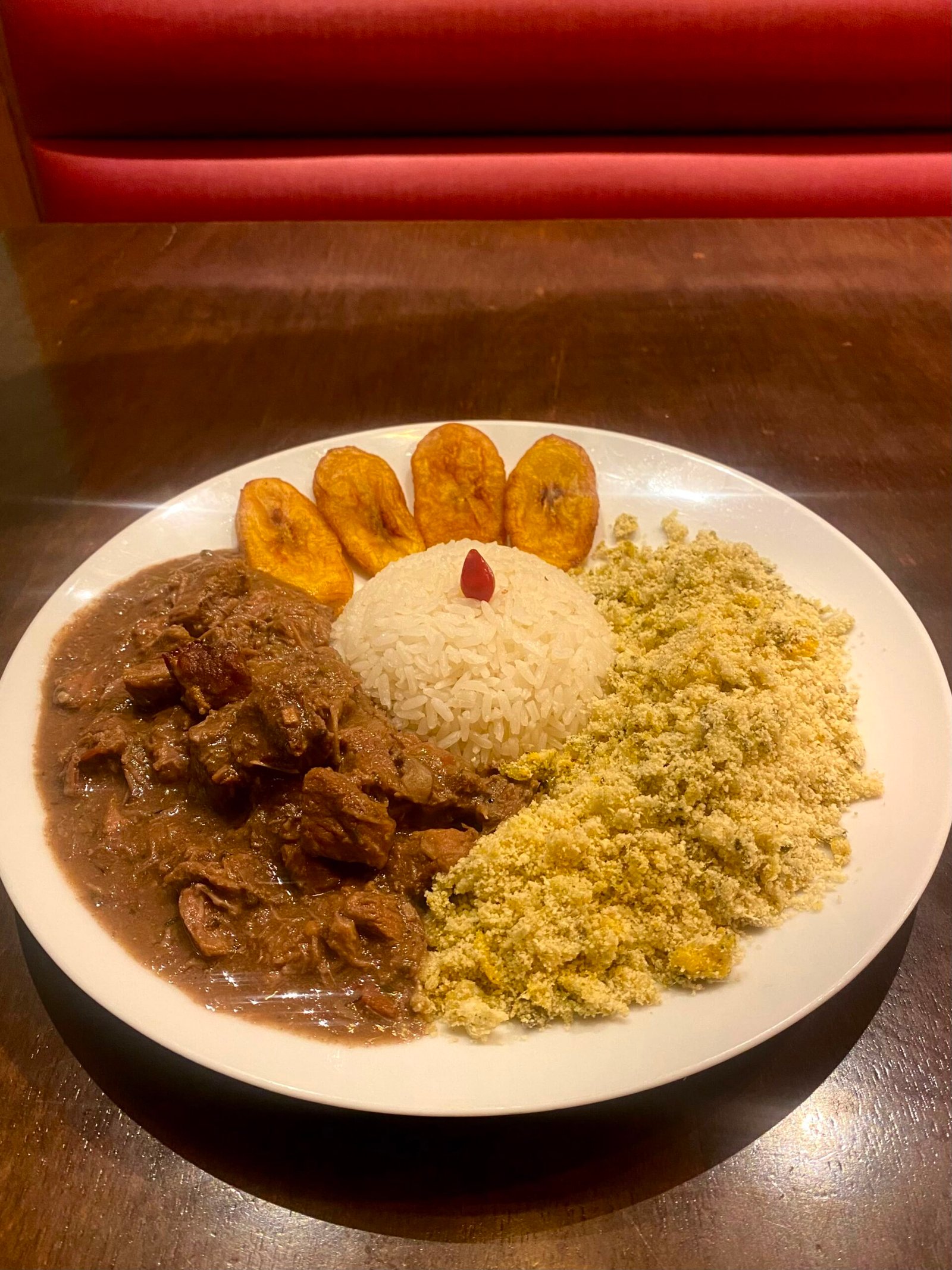 Picadinho de carne caseiro e uma das novidades no Brasserie Reserva.jpg scaled