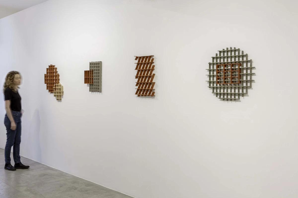 Ana Holck encerra mostra com 15 obras inéditas no Leblon ana holck encerra mostra com 15 obras ineditas no leblon featured