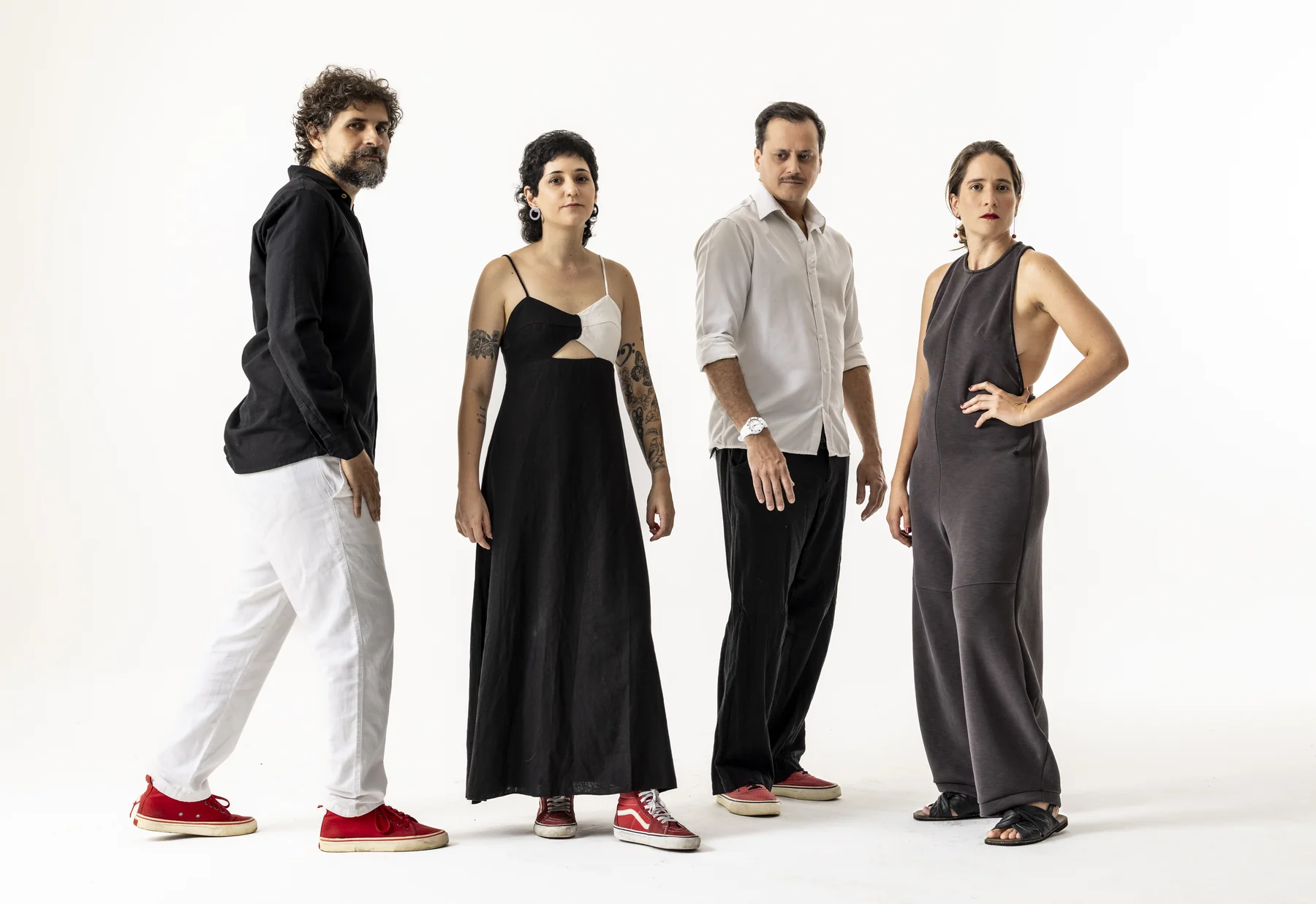 Chico Buarque aprova álbum de quarteto carioca