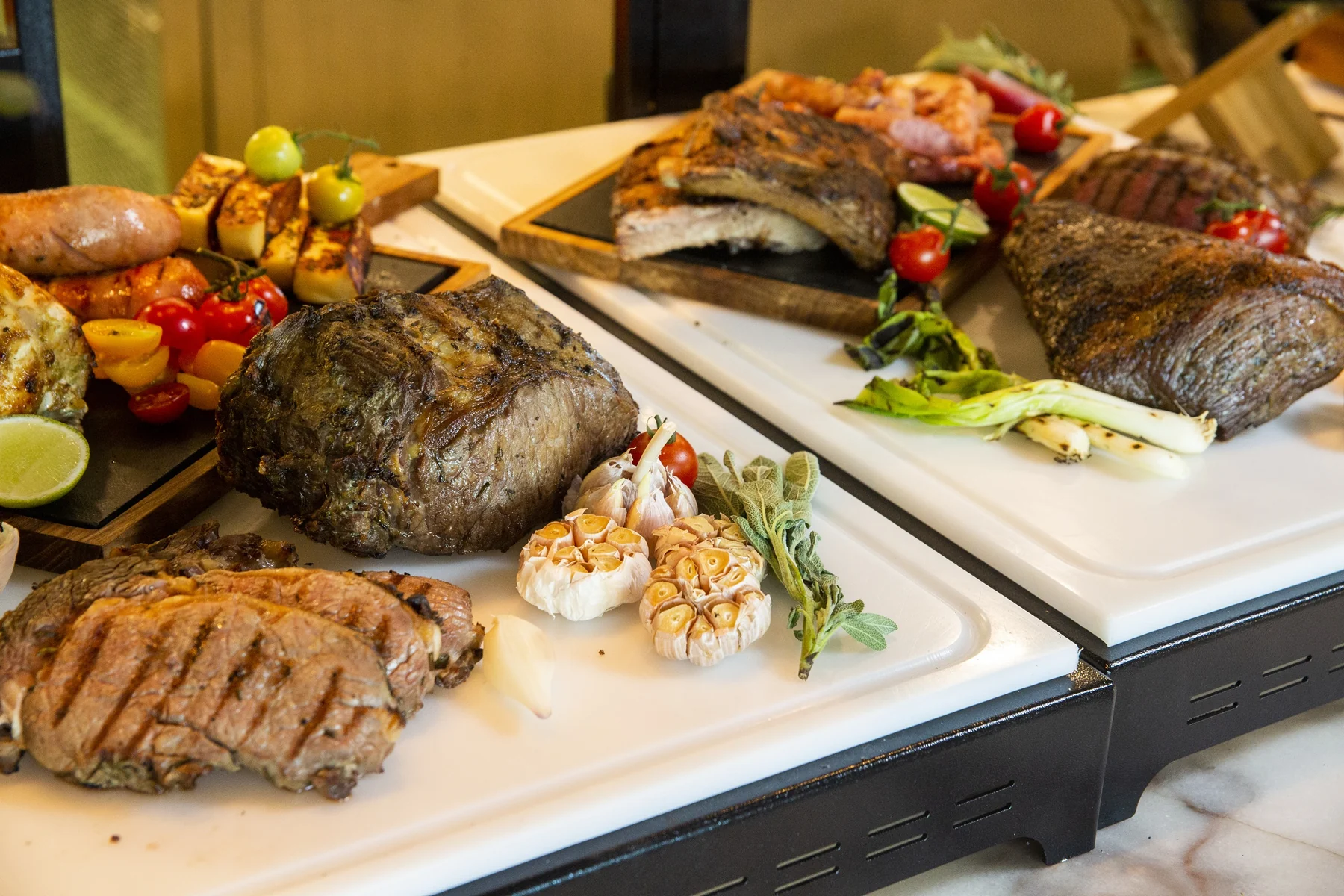 Churrasco e MPB marcam Dia dos Pais no Grand Hyatt Rio