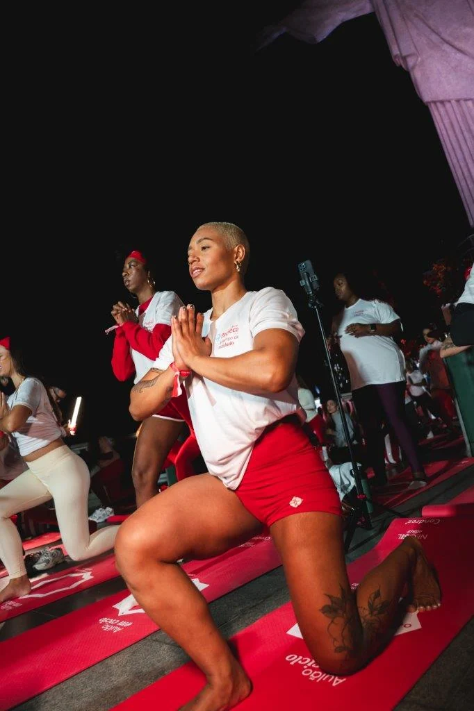 Cristo Redentor recebe aulão sobre ciclo menstrual ao amanhecer
