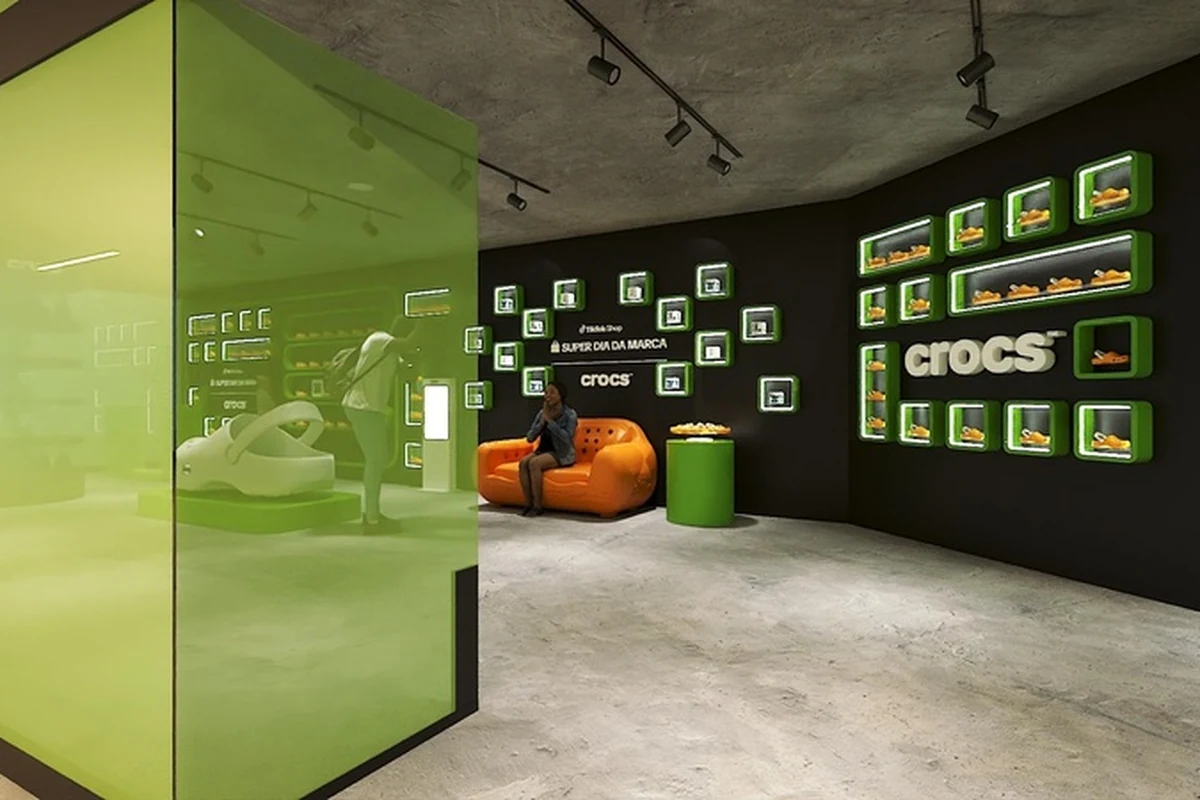 crocs leva live commerce ao fisico em acao com tiktok shop featured