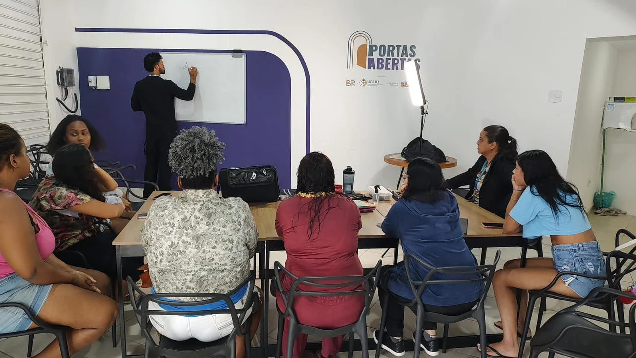 Cursos gratuitos abrem 120 vagas em gastronomia e beleza no RJ