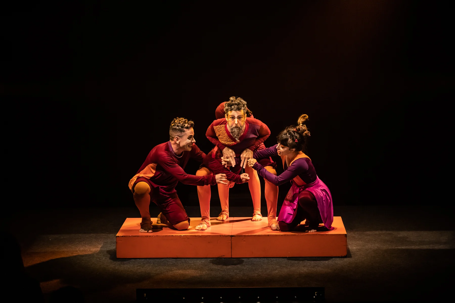 Espetáculo transforma 2m² em aventura no Teatro Clara Nunes 8 Espetáculo transforma 2m² em aventura no Teatro Clara Nunes