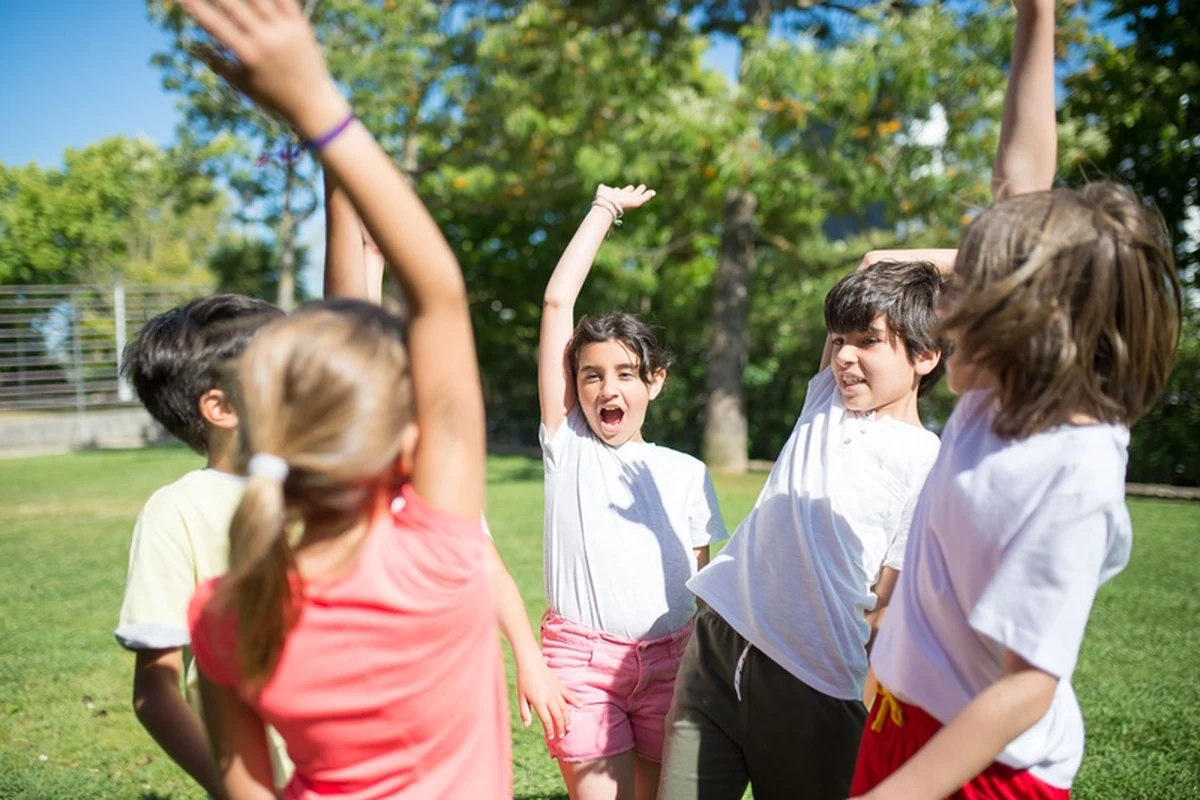 ferias escolares exigem equilibrio para criancas neurodivergentes featured