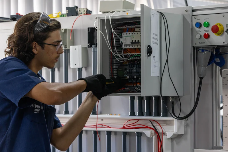 Firjan SENAI abre 937 vagas gratuitas com início em agosto