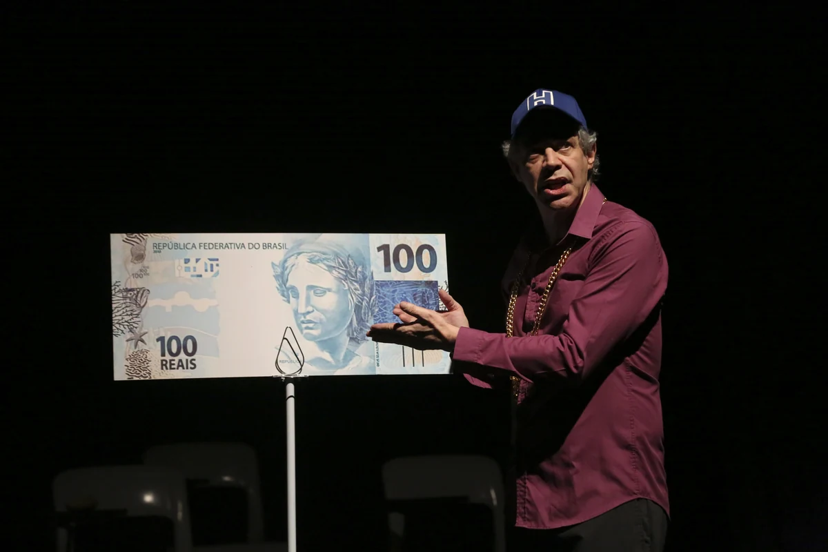 Hugo Possolo usa humor para expor a “idiotização” do presente hugo possolo usa humor para expor a idiotizacao do presente featured