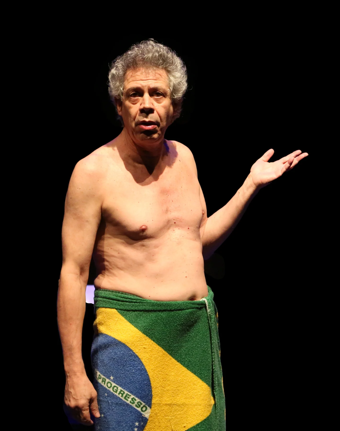 Hugo Possolo usa humor para expor a “idiotização” do presente 1 Hugo Possolo usa humor para expor a “idiotização” do presente