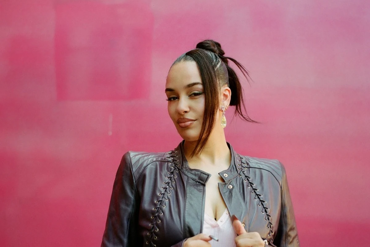 Jorja Smith confirma show inédito em São Paulo em outubro jorja smith confirma show inedito em sao paulo em outubro featured