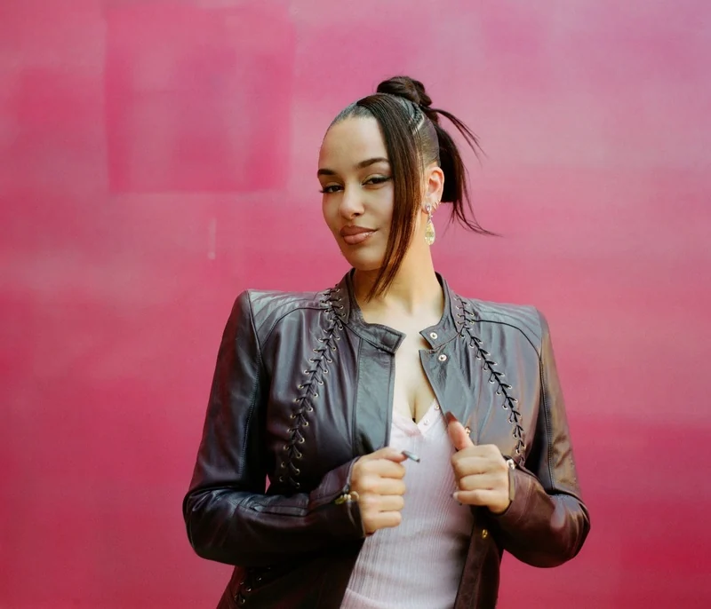 Jorja Smith confirma show inédito em São Paulo em outubro 1 Jorja Smith confirma show inédito em São Paulo em outubro