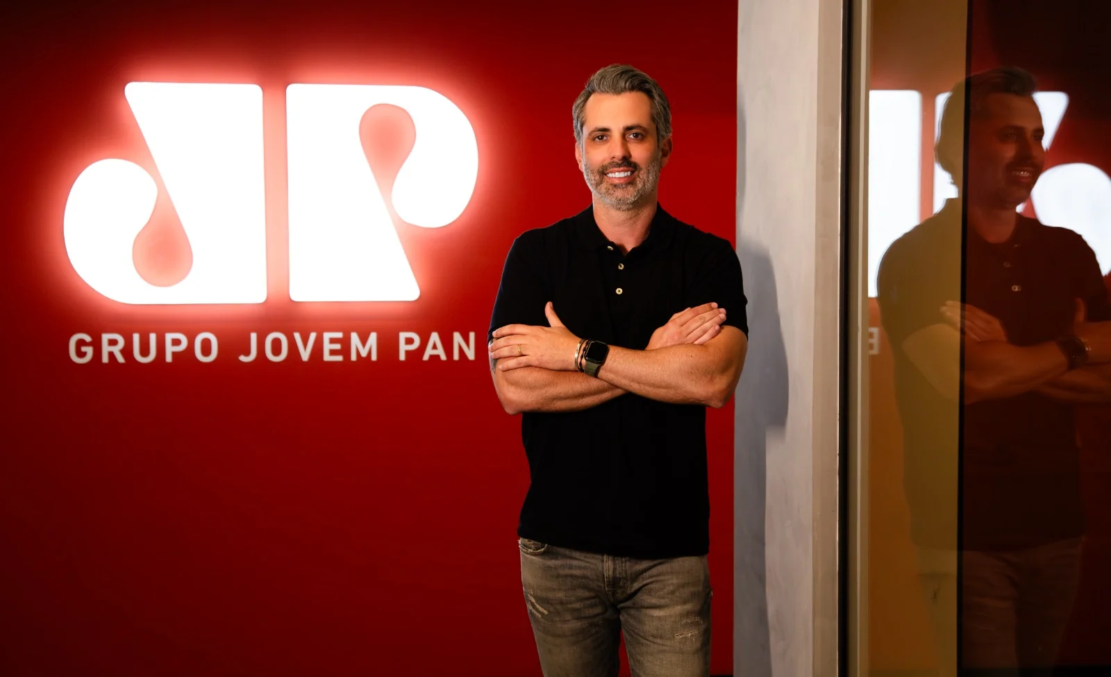 Jovem Pan reforça área comercial com chegada de Arthur Ingnez 1 Jovem Pan reforça área comercial com chegada de Arthur Ingnez