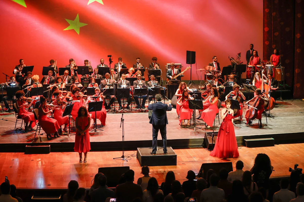 orquestra do forte de copacabana faz 15 anos com concerto gratuito featured