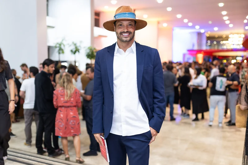 Panela gigante e ragu ao vivo marcam abertura da Travel Next Minas