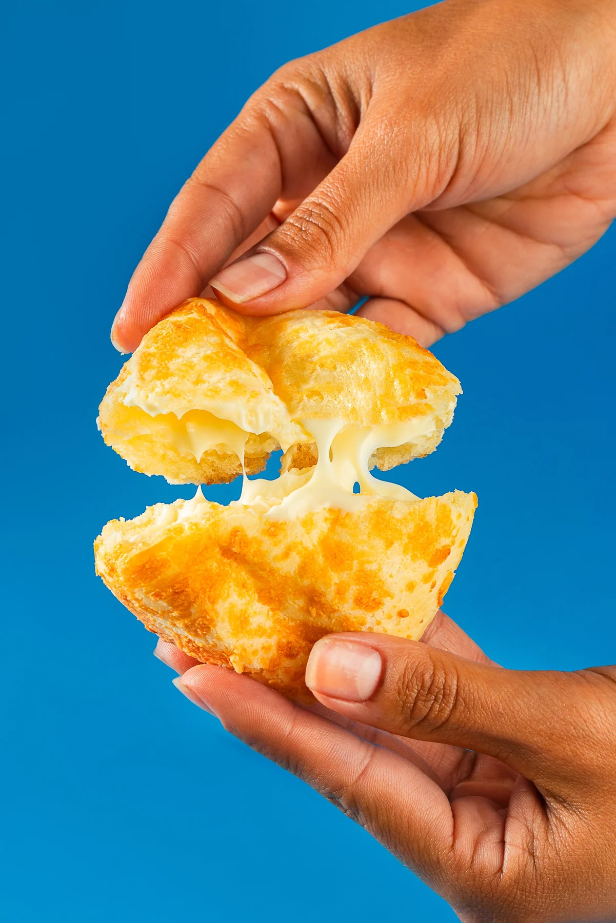 Pão de queijo recheado cresce e Cymco já vende 88 toneladas