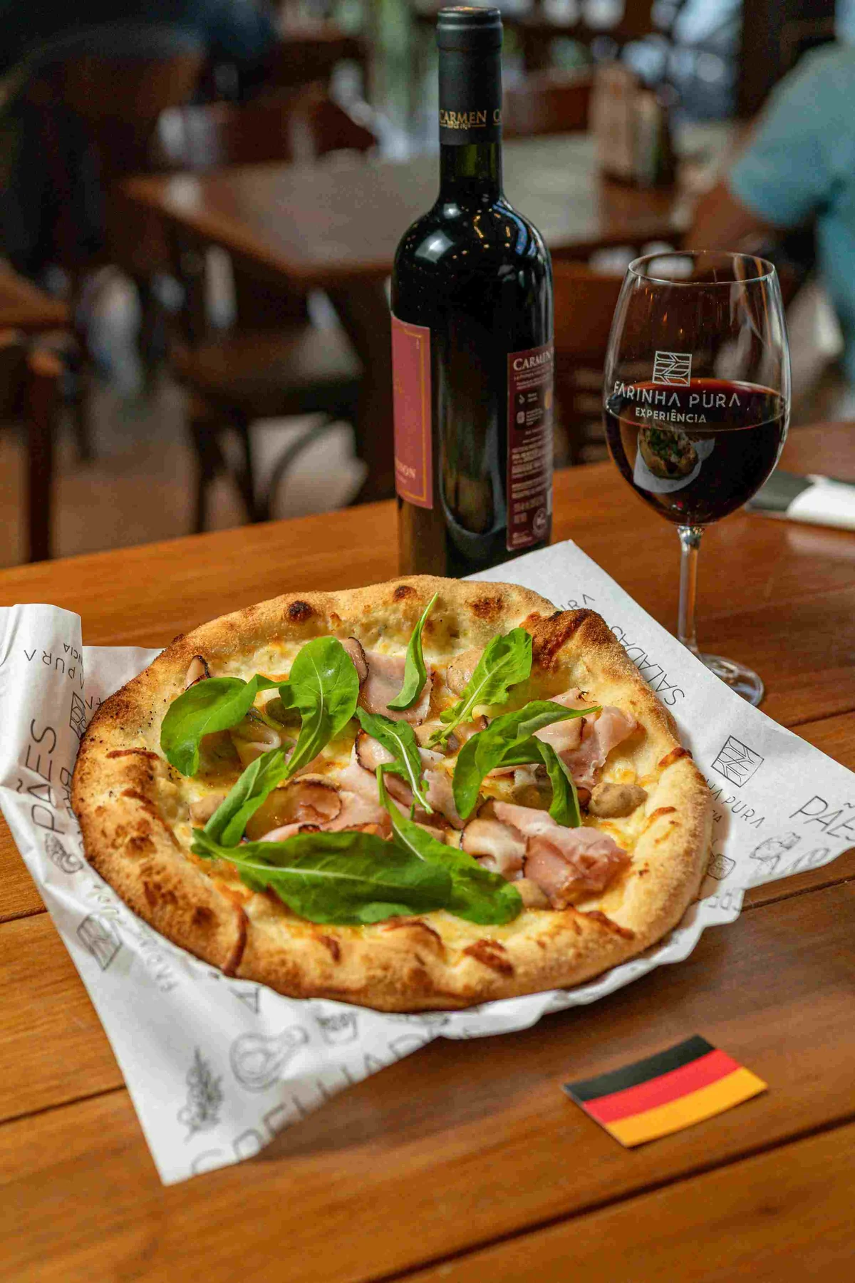 Pizza com laranja Bahia marca Dia da Pizza no Farinha Pura 1 Pizza com laranja Bahia marca Dia da Pizza no Farinha Pura