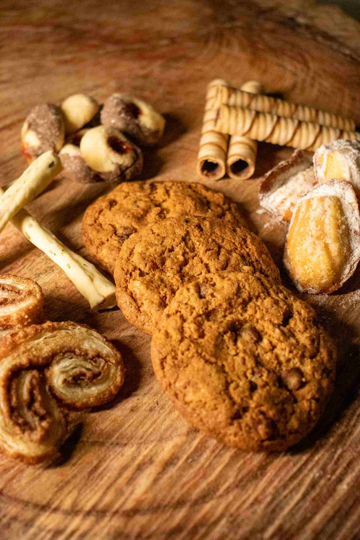 Quase 100 versões de biscoito movimentam empório no Dia Nacional