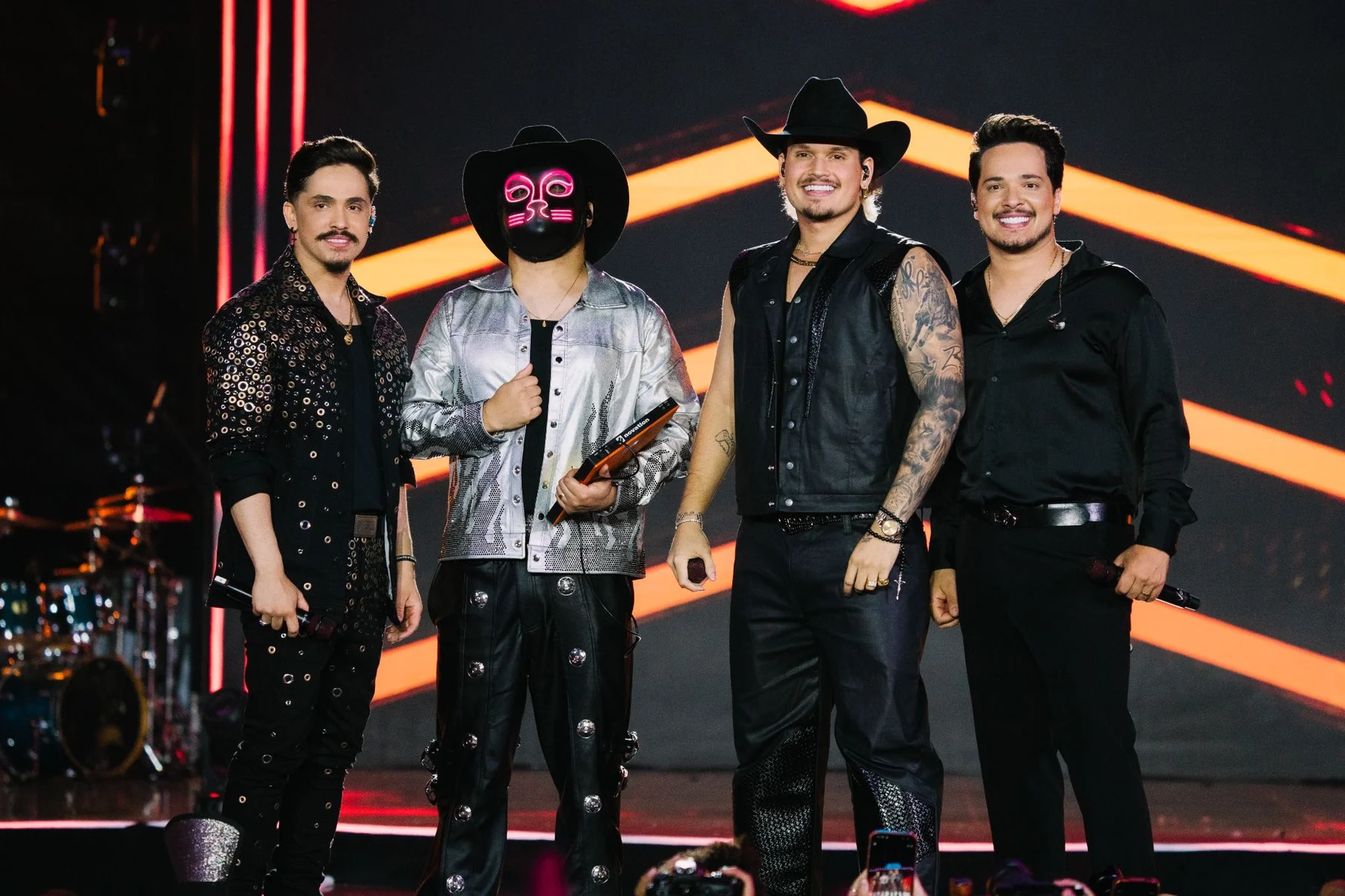 “Rolê Perfeito” une sertanejo e automotivo em nova fase da dupla