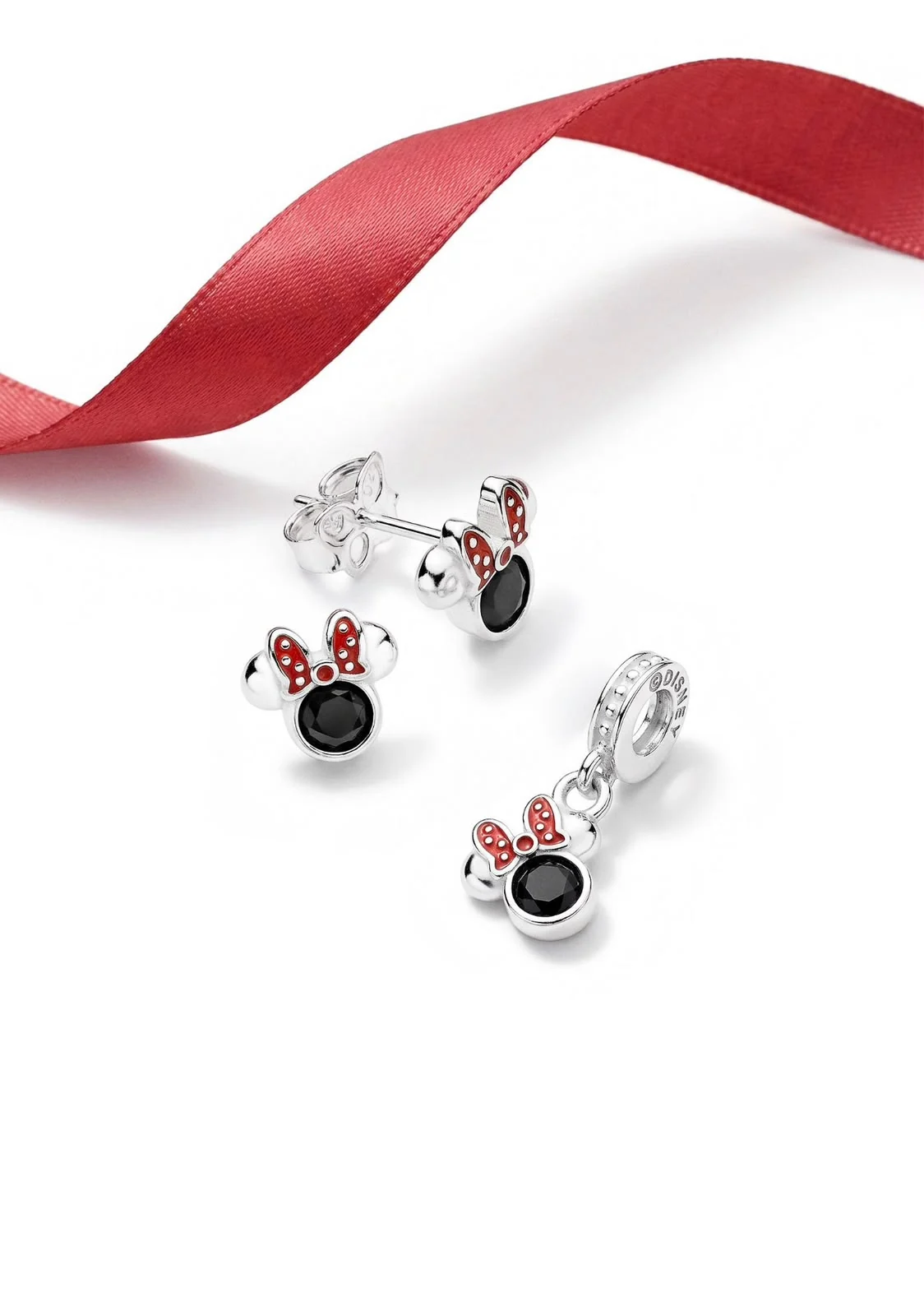 Rommanel transforma Mickey e Minnie em joias colecionáveis